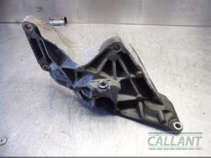 Gebruikte Dynamosteun boven Jaguar XF (CC9) 2.7 D V6 24V Prijs € 42,35 Inclusief btw aangeboden door Garage Callant