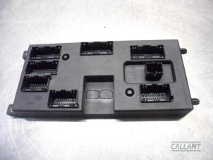 Gebruikte Bodycontrol Module Landrover Range Rover Velar (LY) 3.0 D300 AWD Prijs € 181,50 Inclusief btw aangeboden door Garage Callant