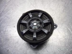 Gebruikte Luidspreker Landrover Range Rover Velar (LY) 3.0 D300 AWD Prijs € 24,20 Inclusief btw aangeboden door Garage Callant