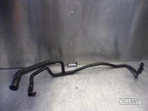 Gebruikte Waterpijp Jaguar XF (CC9) 3.0 D V6 24V Prijs € 60,50 Inclusief btw aangeboden door Garage Callant