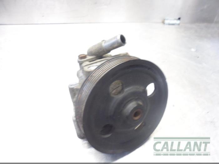 Stuurbekrachtiging Pomp van een Land Rover Freelander II  2006