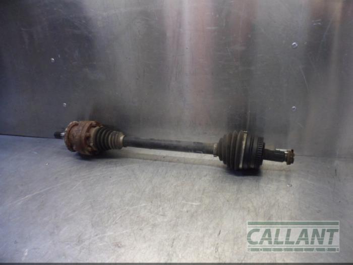 Gebruikte Aandrijfas links-achter Landrover Range Rover III (LM) 4.4 V8 32V Prijs € 90,75 Inclusief btw aangeboden door Garage Callant
