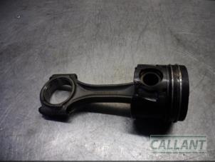 Gebruikte Zuiger Landrover Range Rover Evoque (LVJ/LVS) 2.2 TD4 16V 5-drs. Prijs € 121,00 Inclusief btw aangeboden door Garage Callant