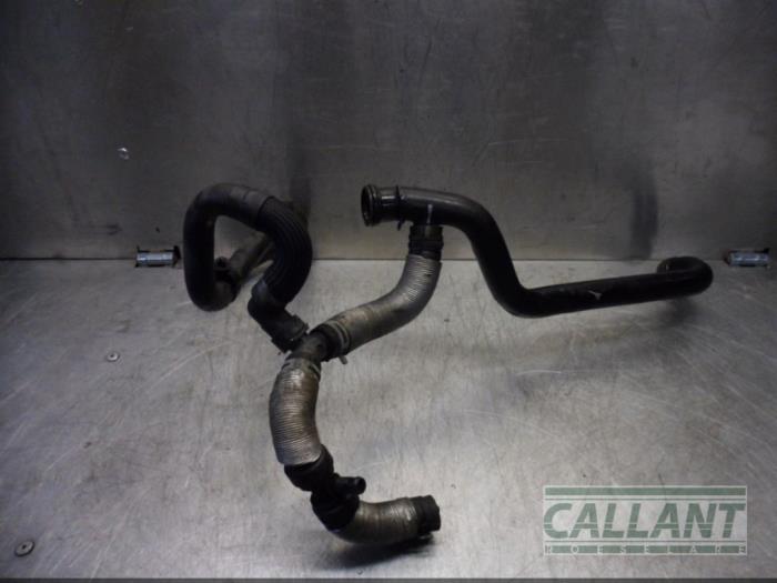 Gebruikte Waterpijp Landrover Range Rover Evoque (LVJ/LVS) 2.2 TD4 16V 5-drs. Prijs € 30,25 Inclusief btw aangeboden door Garage Callant