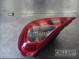 Gebruikte Achterlicht rechts Jaguar XJ (X350) 2.7d V6 24V Prijs € 151,25 Inclusief btw aangeboden door Garage Callant