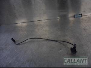 Gebruikte Ruitensproeier voor Jaguar XE 2.0d 180 16V Prijs € 18,15 Inclusief btw aangeboden door Garage Callant