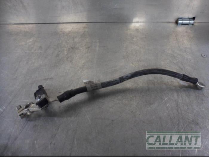 Gebruikte Accu sensor Landrover Range Rover Velar (LY) 3.0 D300 AWD Prijs € 60,50 Inclusief btw aangeboden door Garage Callant