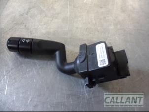 Gebruikte Pinker Schakelaar Landrover Freelander II 2.2 td4 16V Prijs € 30,25 Inclusief btw aangeboden door Garage Callant