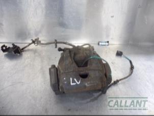 Gebruikte Remklauw (Tang) links-voor Jaguar XF (CC9) 3.0 D V6 24V Prijs € 60,50 Inclusief btw aangeboden door Garage Callant