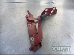 Gebruikte Achterklep Scharnier Jaguar XF (CC9) 3.0 D V6 24V Prijs € 30,25 Inclusief btw aangeboden door Garage Callant