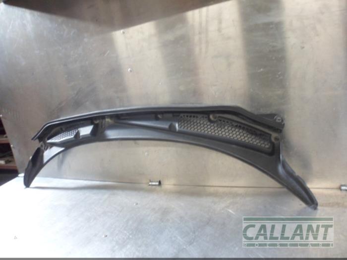 Gebruikte Paravan Alfa Romeo Giulietta (940) 1.6 JTDm 16V Prijs € 30,25 Inclusief btw aangeboden door Garage Callant