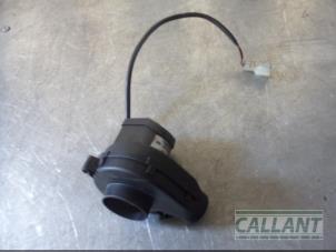 Gebruikte Ventilator overige Landrover Range Rover III (LM) 4.4 V8 32V Prijs € 60,50 Inclusief btw aangeboden door Garage Callant