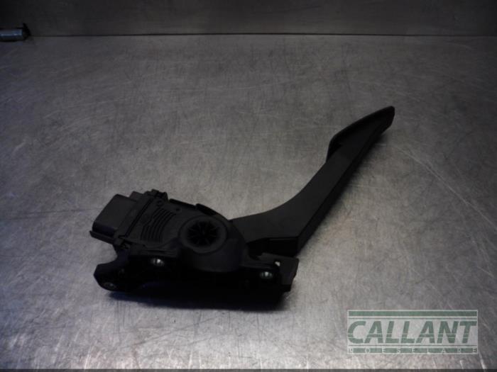 Gebruikte Sensor Gaspedaalpositie Landrover Range Rover Evoque (LVJ/LVS) 2.2 TD4 16V Prijs € 30,25 Inclusief btw aangeboden door Garage Callant