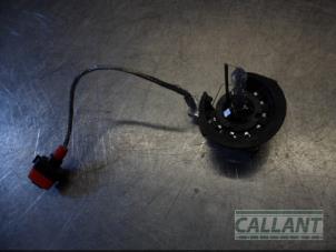 Gebruikte Xenon Lamp Landrover Range Rover Evoque (LVJ/LVS) 2.2 TD4 16V Prijs € 30,25 Inclusief btw aangeboden door Garage Callant