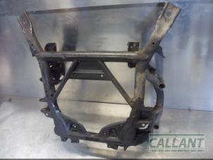 Gebruikte Subframe Landrover Range Rover III (LM) 4.4 V8 32V Prijs € 605,00 Inclusief btw aangeboden door Garage Callant