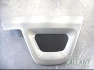 Gebruikte Dashboard deel Landrover Range Rover IV (LG) 3.0 TDV6 24V Prijs € 30,25 Inclusief btw aangeboden door Garage Callant