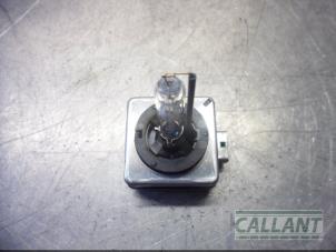 Gebruikte Xenon Lamp Landrover Range Rover IV (LG) 3.0 TDV6 24V Prijs € 30,25 Inclusief btw aangeboden door Garage Callant