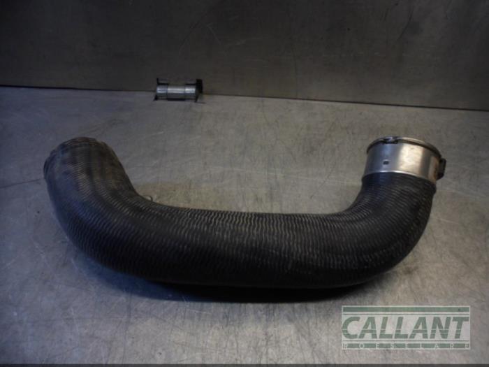 Gebruikte Intercooler Slang Volvo V60 I (FW/GW) 2.0 D2 16V Prijs € 30,25 Inclusief btw aangeboden door Garage Callant