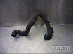 Gebruikte Koelwaterslang Jaguar XE 2.0 D E-Performance 16V Prijs € 24,20 Inclusief btw aangeboden door Garage Callant