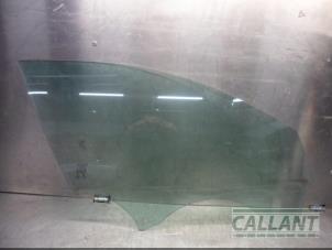 Gebruikte Portierruit 4Deurs rechts-voor Jaguar XE 2.0 D E-Performance 16V Prijs € 60,50 Inclusief btw aangeboden door Garage Callant