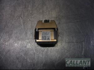 Gebruikte Sensor regen Jaguar XE 2.0 D E-Performance 16V Prijs € 60,50 Inclusief btw aangeboden door Garage Callant