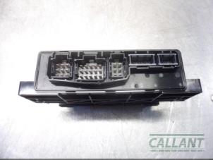 Gebruikte Trekhaak Module Jaguar XE 2.0 D E-Performance 16V Prijs € 121,00 Inclusief btw aangeboden door Garage Callant