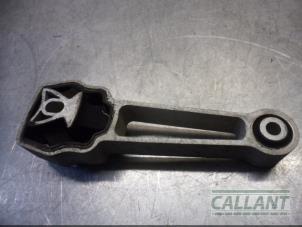 Gebruikte Motorrubber Volvo V60 I (FW/GW) 2.0 D2 16V Prijs € 24,20 Inclusief btw aangeboden door Garage Callant