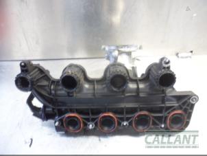 Gebruikte Spruitstuk Inlaat Landrover Range Rover Evoque (LVJ/LVS) 2.2 TD4 16V Prijs € 90,75 Inclusief btw aangeboden door Garage Callant