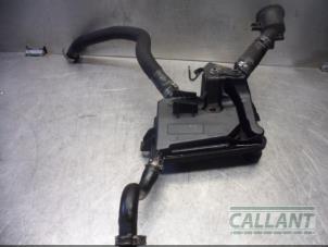 Gebruikte Carterventilatie Landrover Range Rover Evoque (LVJ/LVS) 2.2 TD4 16V Prijs € 60,50 Inclusief btw aangeboden door Garage Callant