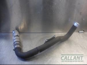 Gebruikte Intercooler Buis Kia Ceed (CDB5/CDBB) 1.0i T-GDi 12V Prijs € 90,75 Inclusief btw aangeboden door Garage Callant