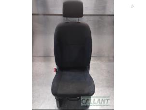 Gebruikte Voorstoel links Nissan NV 200 (M20M) 1.5 dCi 90 Prijs € 242,00 Inclusief btw aangeboden door Garage Callant