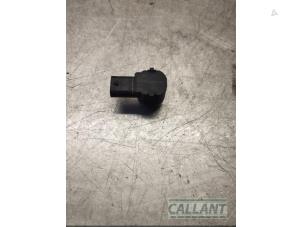 Gebruikte PDC Sensor Volvo S60 II (FS) 2.0 D3 16V Prijs € 24,20 Inclusief btw aangeboden door Garage Callant