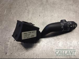 Gebruikte Ruitenwis Schakelaar Jaguar XF (CC9) 3.0 D V6 24V Prijs € 30,25 Inclusief btw aangeboden door Garage Callant