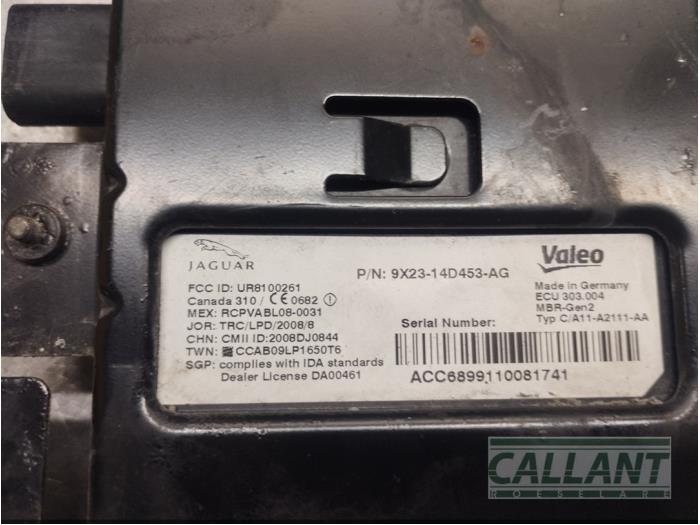 Dode hoek sensor van een Jaguar XF (CC9) 3.0 D V6 24V 2011
