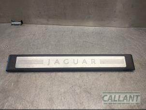 Gebruikte Voorinstap links Jaguar XF (CC9) 3.0 D V6 24V Prijs € 60,50 Inclusief btw aangeboden door Garage Callant