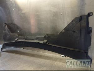 Gebruikte Paravan Jaguar XE 2.0d 180 16V Prijs € 60,50 Inclusief btw aangeboden door Garage Callant