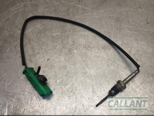 Gebruikte Uitlaat temperatuursensor Jaguar XE 2.0d 180 16V Prijs € 30,25 Inclusief btw aangeboden door Garage Callant