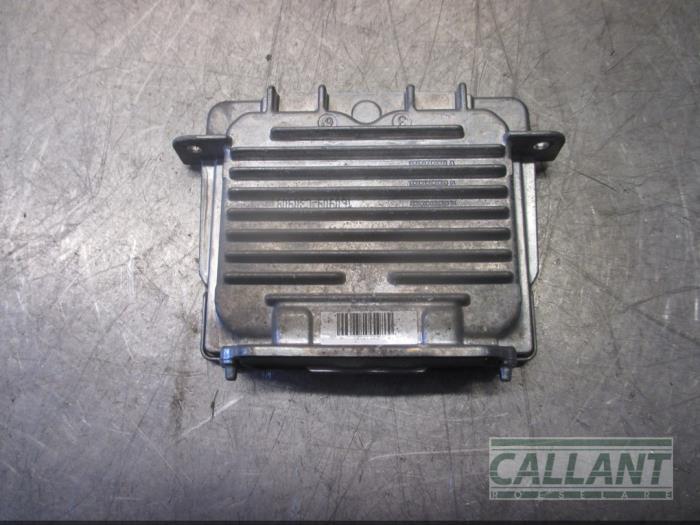 Gebruikte Xenon module Jaguar XJ (X351) 3.0 D V6 24V Prijs € 60,50 Inclusief btw aangeboden door Garage Callant
