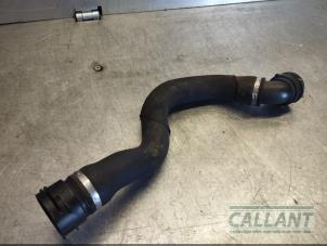 Gebruikte Koelwaterslang Jaguar XF Sportbrake 2.0d 180 16V Prijs € 18,15 Inclusief btw aangeboden door Garage Callant