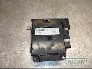 Gebruikte Dode hoek sensor Jaguar XF (CC9) 3.0 D V6 24V Prijs € 121,00 Inclusief btw aangeboden door Garage Callant