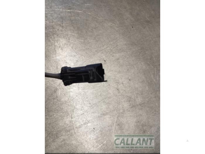 Lambda Sonde van een Citroën C4 Picasso (3D/3E) 1.2 12V PureTech 130 2017