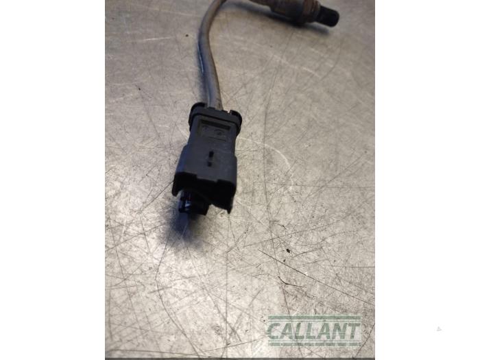 Lambda Sonde van een Citroën C4 Picasso (3D/3E) 1.2 12V PureTech 130 2017