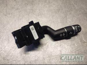 Gebruikte Pinker Schakelaar Jaguar XE 2.0d 180 16V Prijs € 30,25 Inclusief btw aangeboden door Garage Callant