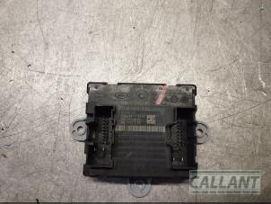 Gebruikte Module Centrale Deurvergrendeling Jaguar XE 2.0d 180 16V Prijs € 60,50 Inclusief btw aangeboden door Garage Callant