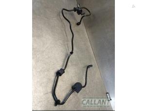 Gebruikte Leiding (diversen) Jaguar XE 2.0d 180 16V Prijs € 24,20 Inclusief btw aangeboden door Garage Callant