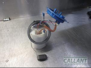 Gebruikte Tank element Pomp Volkswagen Polo VI (AW1) 1.0 MPI 12V Prijs € 78,65 Inclusief btw aangeboden door Garage Callant