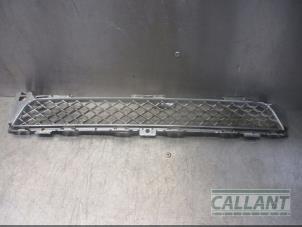 Gebruikte Grille Jaguar XJ (X351) 3.0 D V6 24V Prijs € 90,75 Inclusief btw aangeboden door Garage Callant