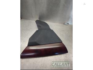 Gebruikte Middenconsoles Landrover Range Rover III (LM) 2.9 TD6 24V Prijs € 121,00 Inclusief btw aangeboden door Garage Callant