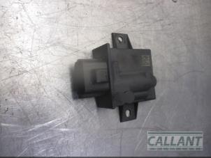 Gebruikte Brandstofpomp module Jaguar E-Pace 2.0 D 150 16V AWD Prijs € 30,25 Inclusief btw aangeboden door Garage Callant