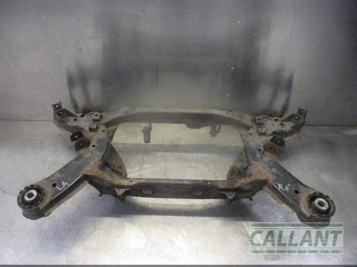 Subframe van een Jaguar S-type (X200) 2.5 V6 24V 2002